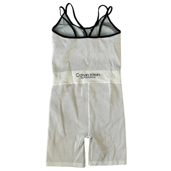 Calvin Klein Performance Seamless Thick Rib Unitard Beige - Picture 4 of 8